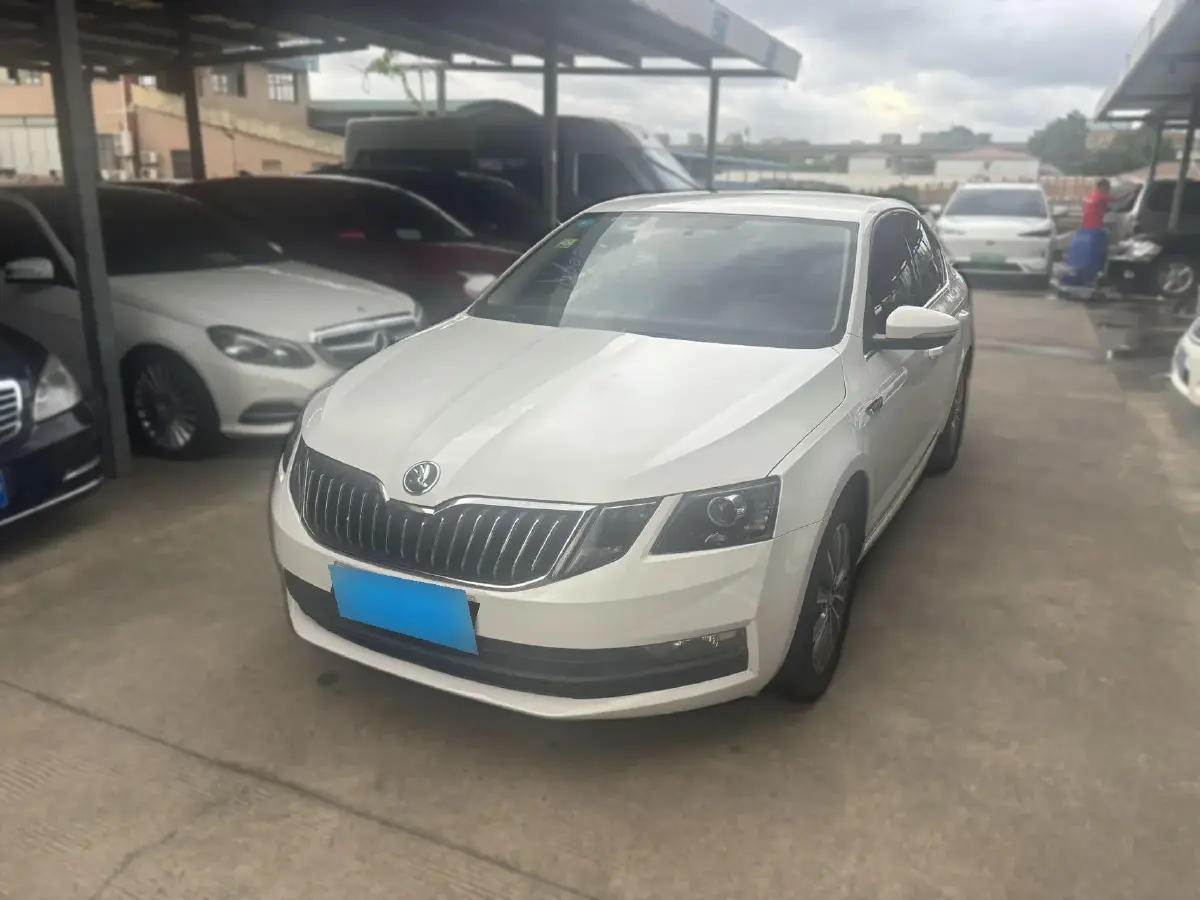 2019 Skoda Octavia 1.5L 116HP L4 6AT