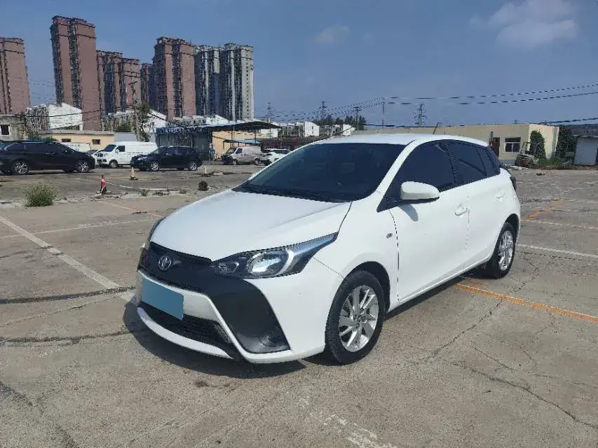 2017 Toyota Yaris L 1.5L 107HP L4 CVT