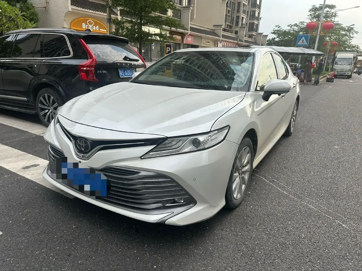 2019 Toyota Camry 2.0L 178HP L4 CVT