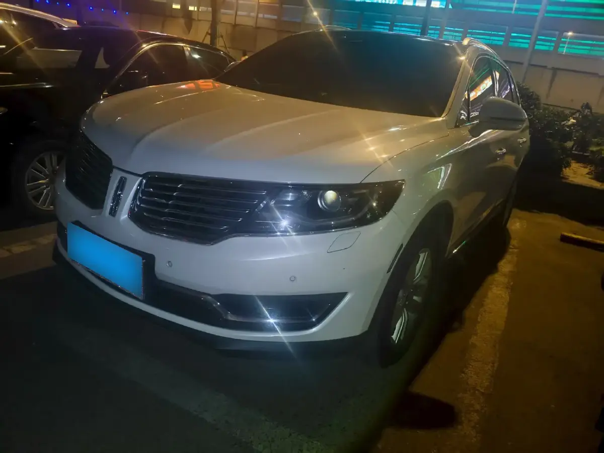 2017 Lincoln MKX 2.0T 253HP L4 6AT