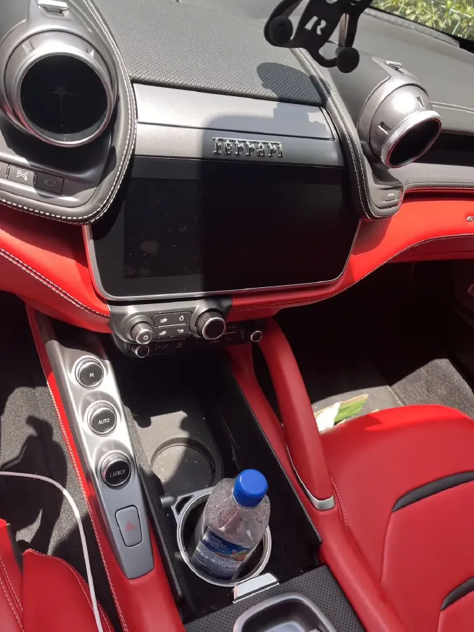 2017 Ferrari GTC4 Lusso 3.9T 609HP V8 7DCT,autocango,china used car exporter,china ev exporter,chinese used car exporter,chinese used ev exporter