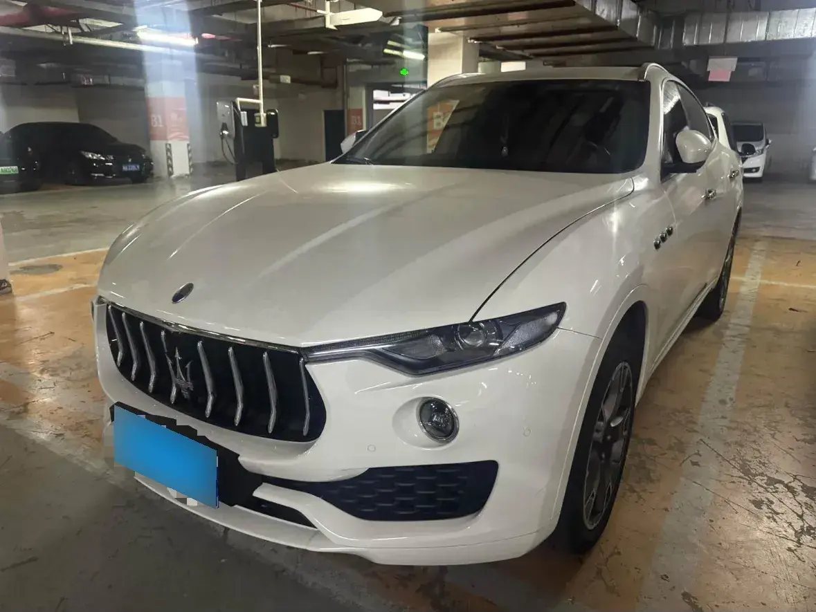 2016 Maserati Levante 3.0T 350HP V6 8AT