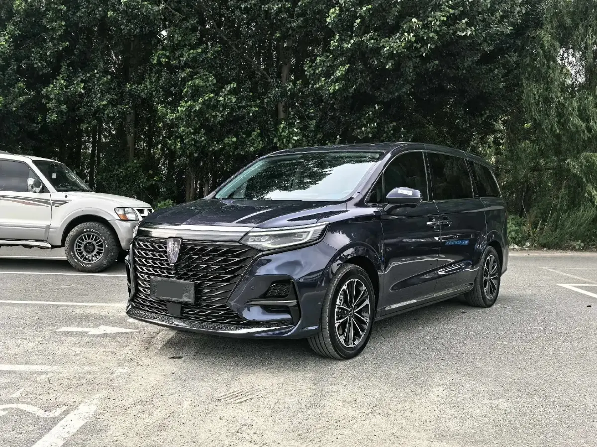 2021 Roewe iMAX8 2.0T 234HP L4 8AT