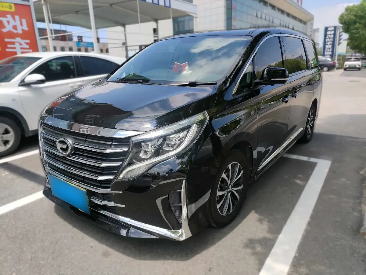 2021 GAC Trumpchi M8 2.0T 252HP L4 8AT