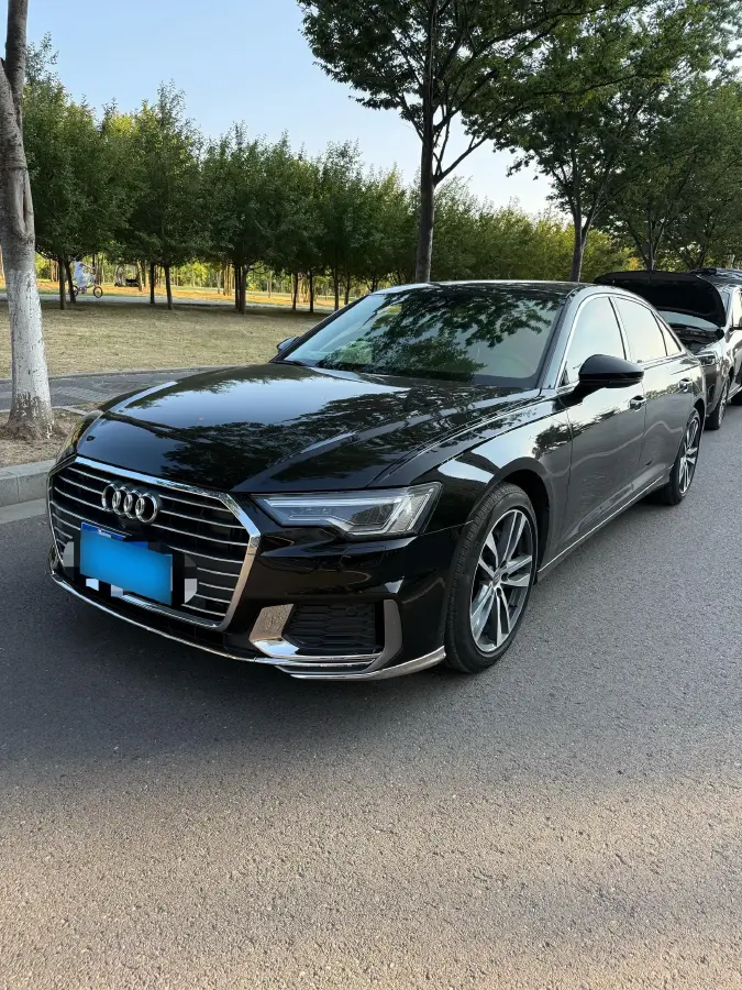 2020 Audi A6L 2.0T 190HP L4 7DCT