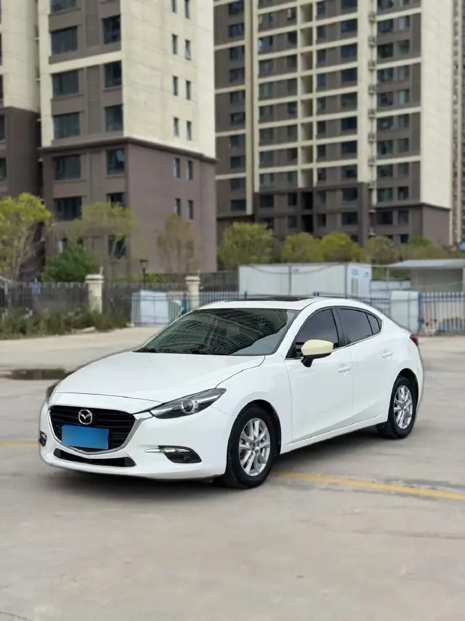 2019 Mazda 3 Axela 1.5L 117HP L4 6AT