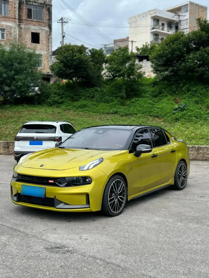 2019 LYNK&CO 03 2.0T 254HP L4 8AT