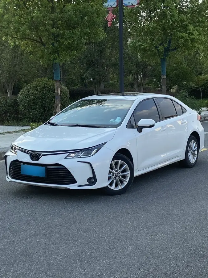 2021 Toyota Corolla 1.2T 116HP L4 CVT