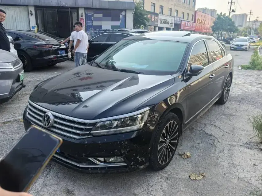 2017 Volkswagen Passat 1.8T 180HP L4 7DCT