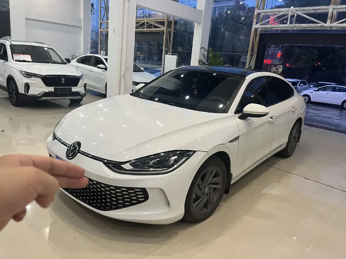 2023 Volkswagen Lamando 1.4T 150HP L4 7DCT