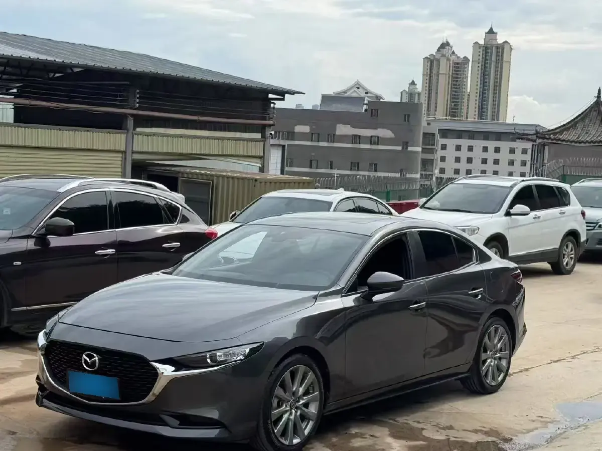 2020 Mazda 3 Axela 2.0L 158HP L4 6AT