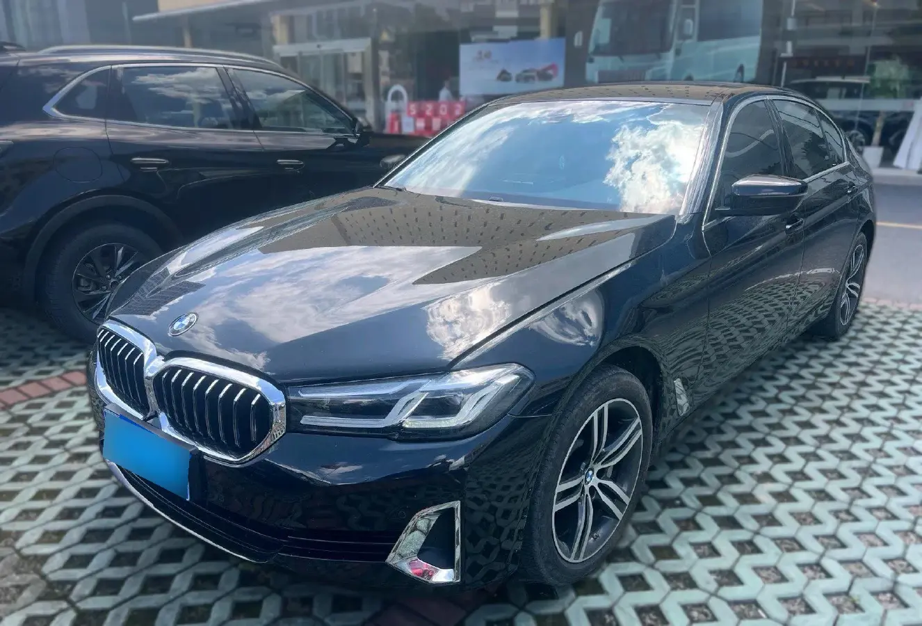 2021 BMW 5 Series 2.0T 252HP L4 8AT