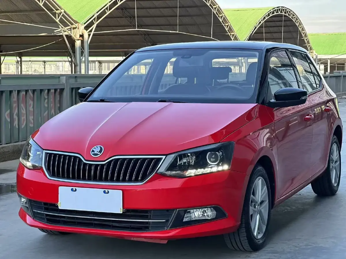 2017 Skoda Fabia 1.6L 110HP L4 6AT