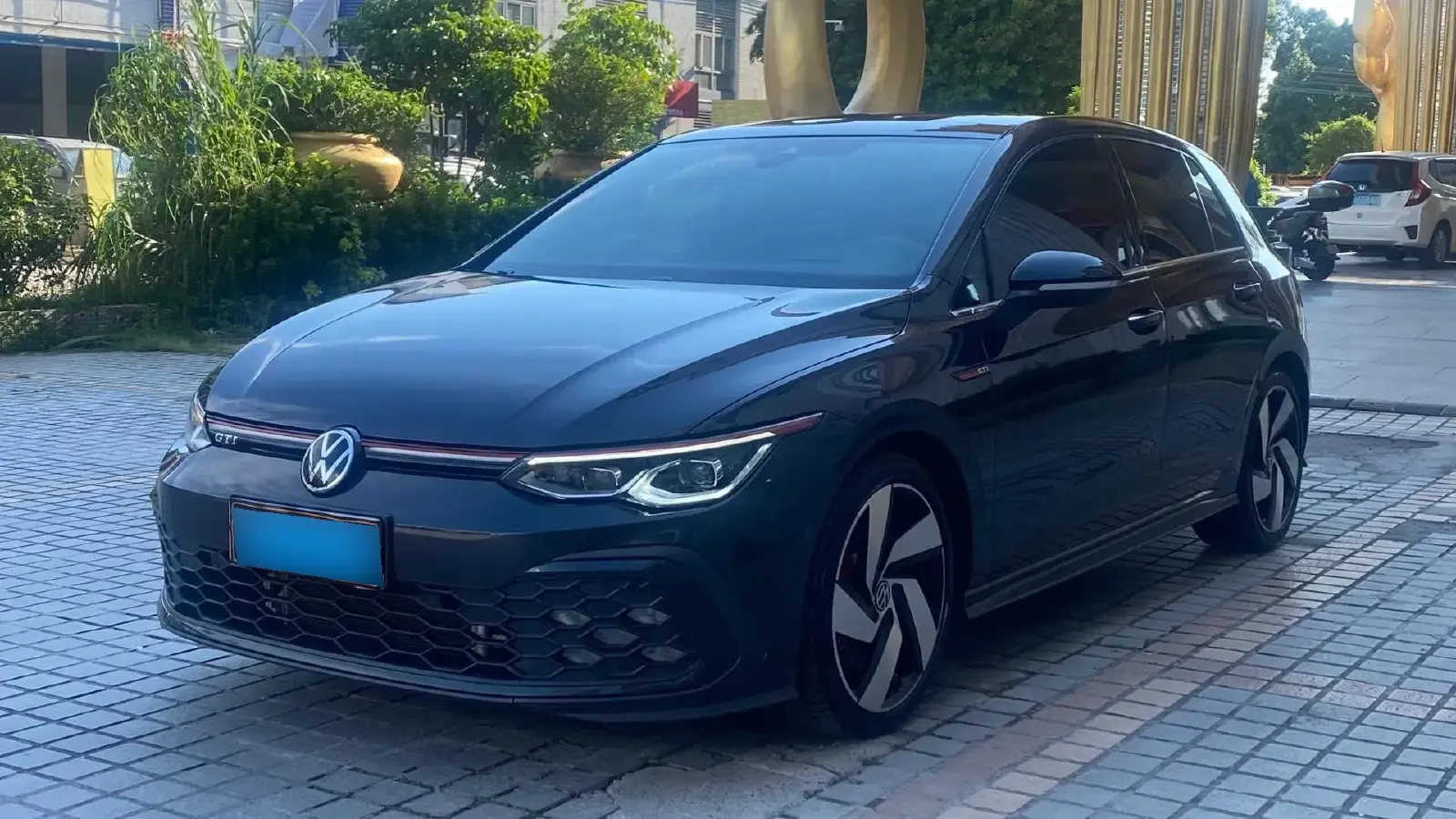 2021 Volkswagen GolfGTI 2.0T 220HP L4 7DCT