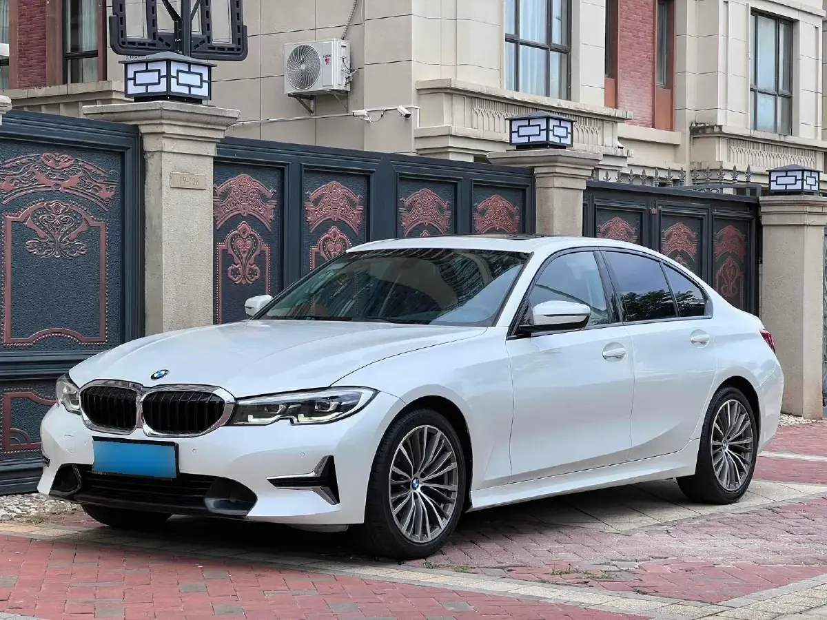 2021 BMW 3 Series 2.0T 156HP L4 8AT