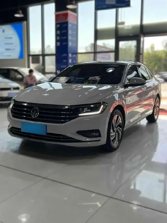 2021 Volkswagen Sagitar 1.4T 150HP L4 7DCT