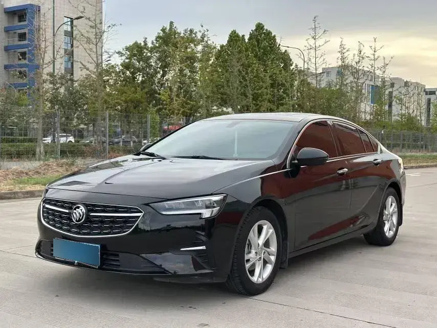 2020 Buick Regal 1.5T 169HP L4 9AT