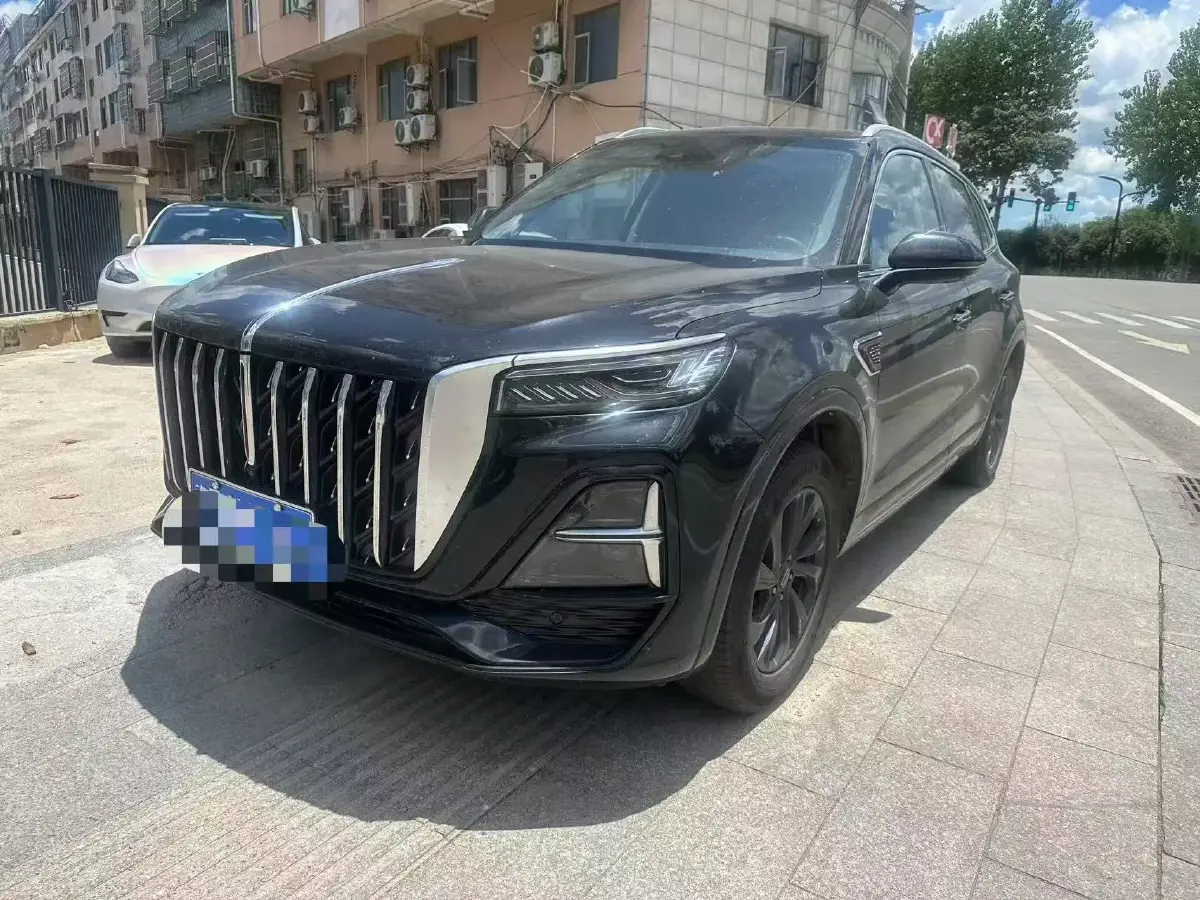 2023 HongQi HS5 2.0T 252HP L4 8AT