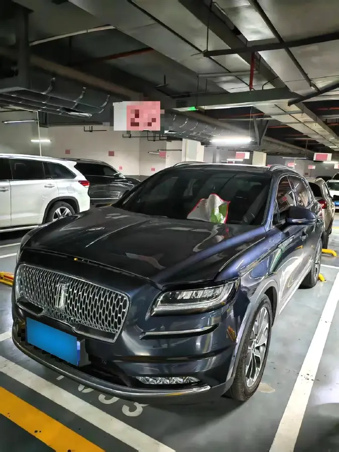 2021 Lincoln Nautilus 2.0T 245HP L4 8AT