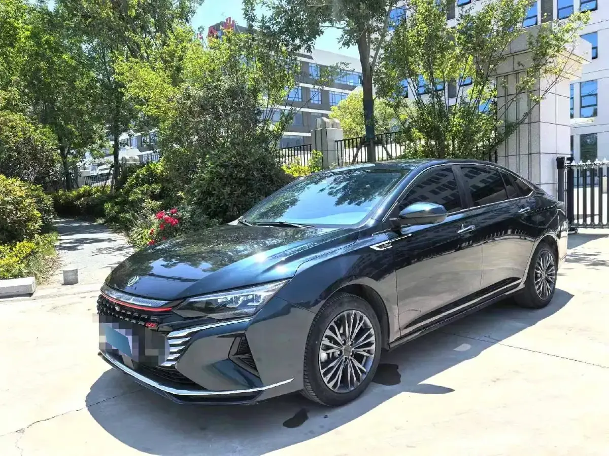 2023 DongFeng Aeolus YiXuan 1.5L 125HP L4 6DCT