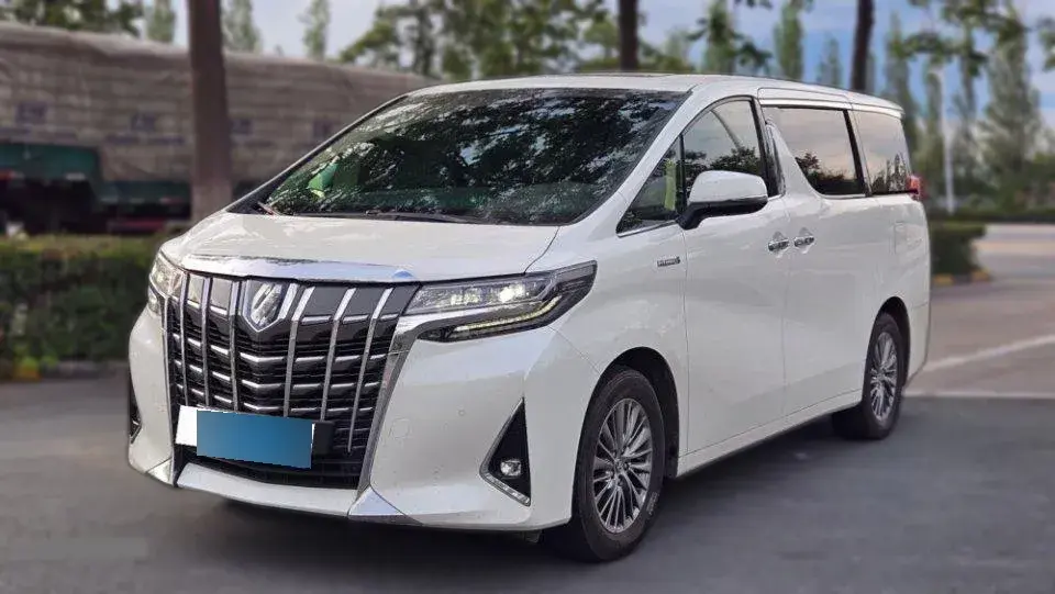2020 Toyota Alphard 2.5L 117HP L4 E-CVT Hybrid
