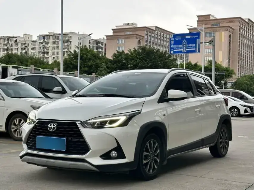 2020 Toyota Yaris L 1.5L 110HP L4 5MT