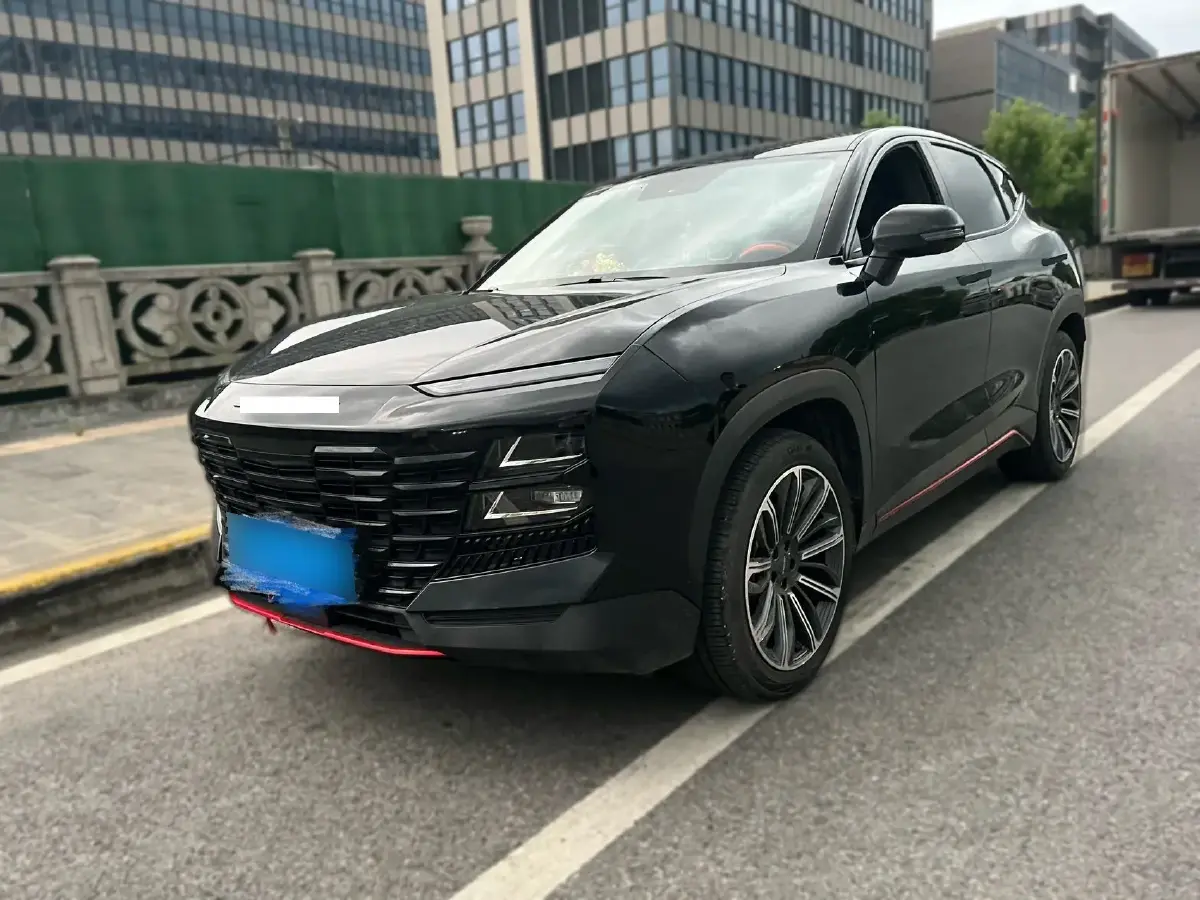 2022 Jetour DASHING 1.6T 197HP L4 7DCT