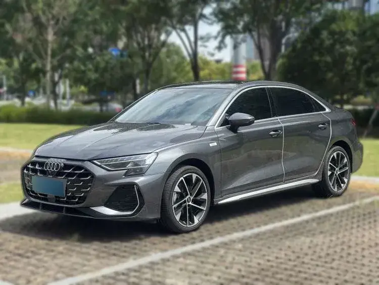 2025 Audi A3 1.5T 160HP L4 7DCT