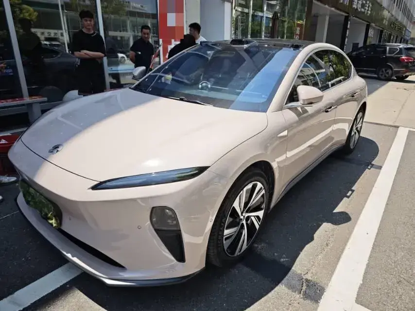 2024 NIO ET5 BEV 75KWH