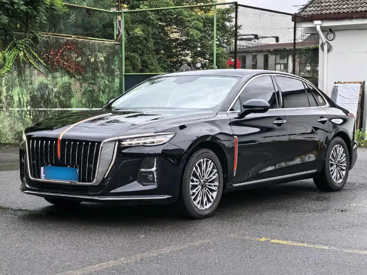 2023 HongQi H5 2.0T 224HP L4 8AT