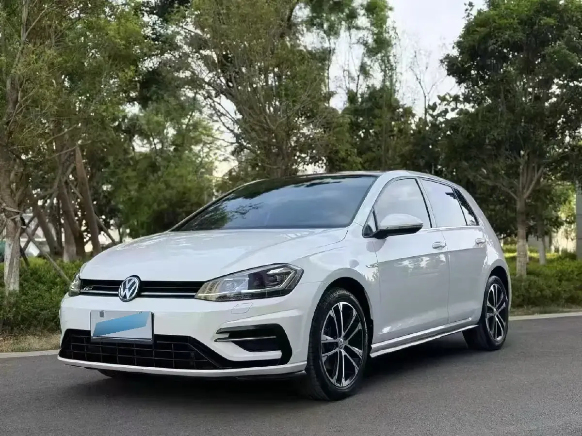 2020 Volkswagen Golf 1.4T 150HP L4 7DCT