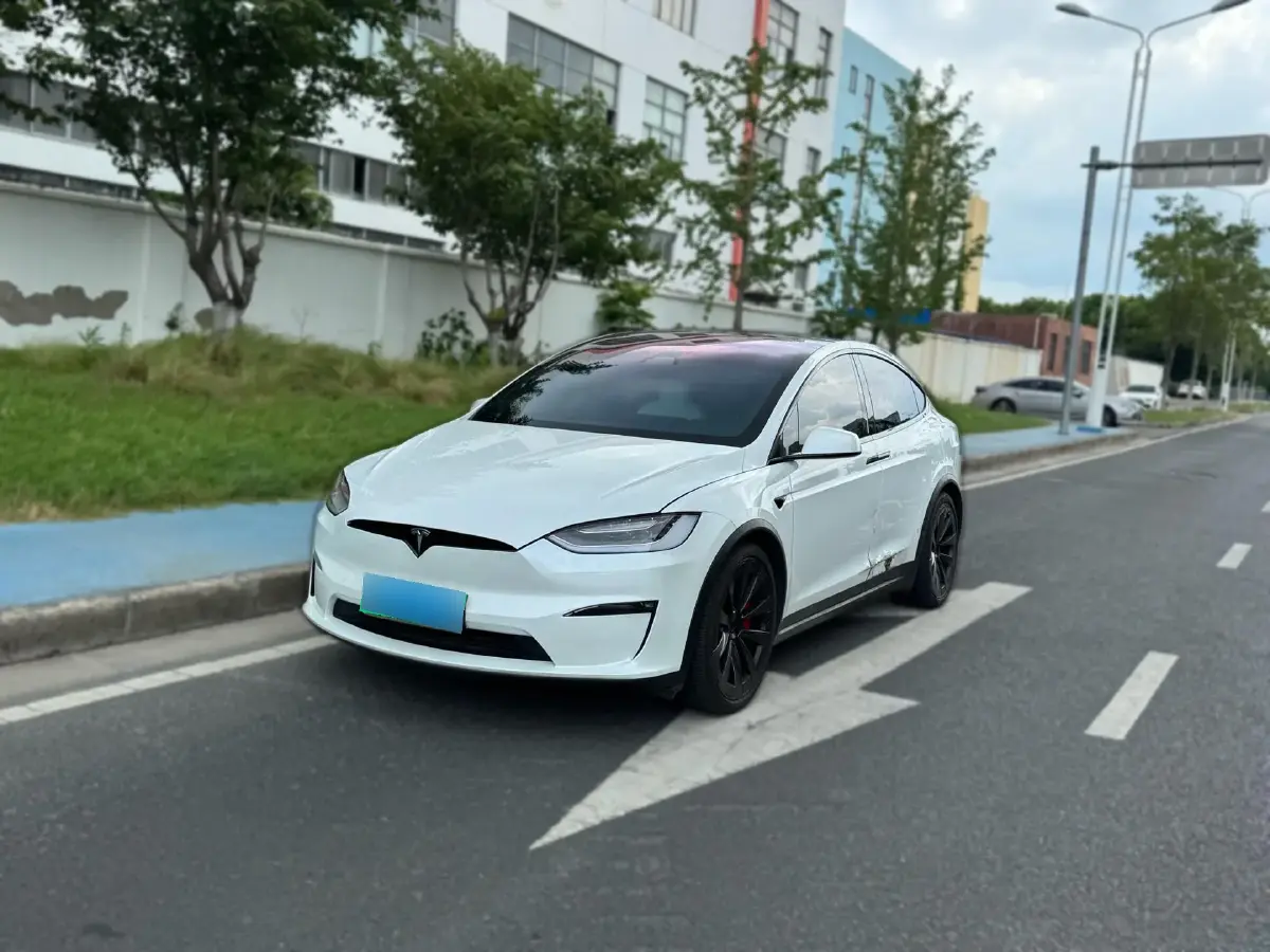 2023 Tesla Model X BEV 100KWH
