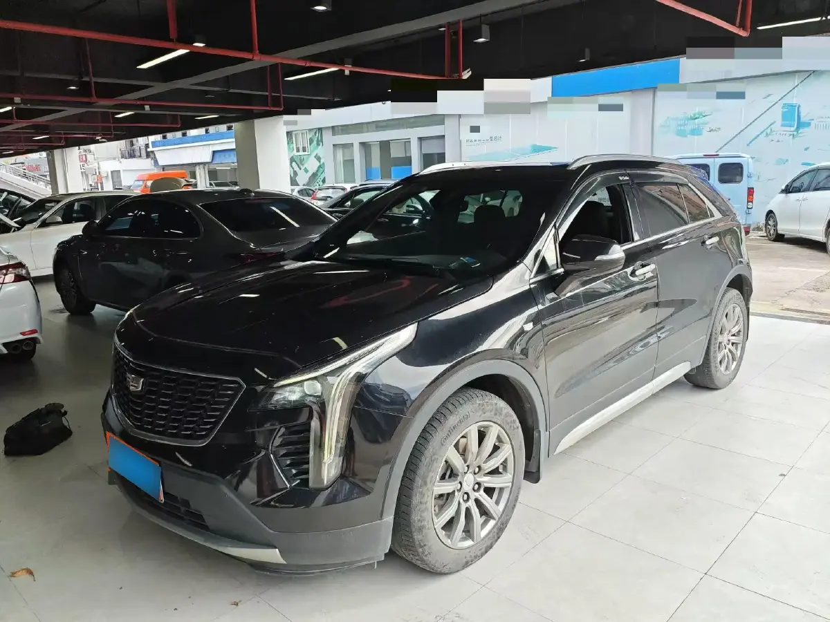 2020 Cadillac XT4 2.0T 241HP L4 9AT