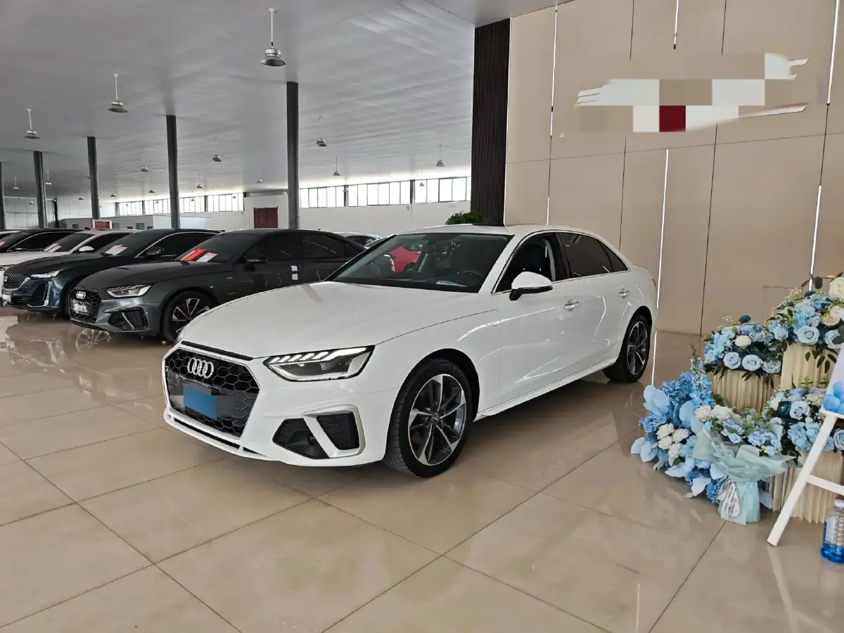 2020 Audi A4L 2.0T 150HP L4 7DCT