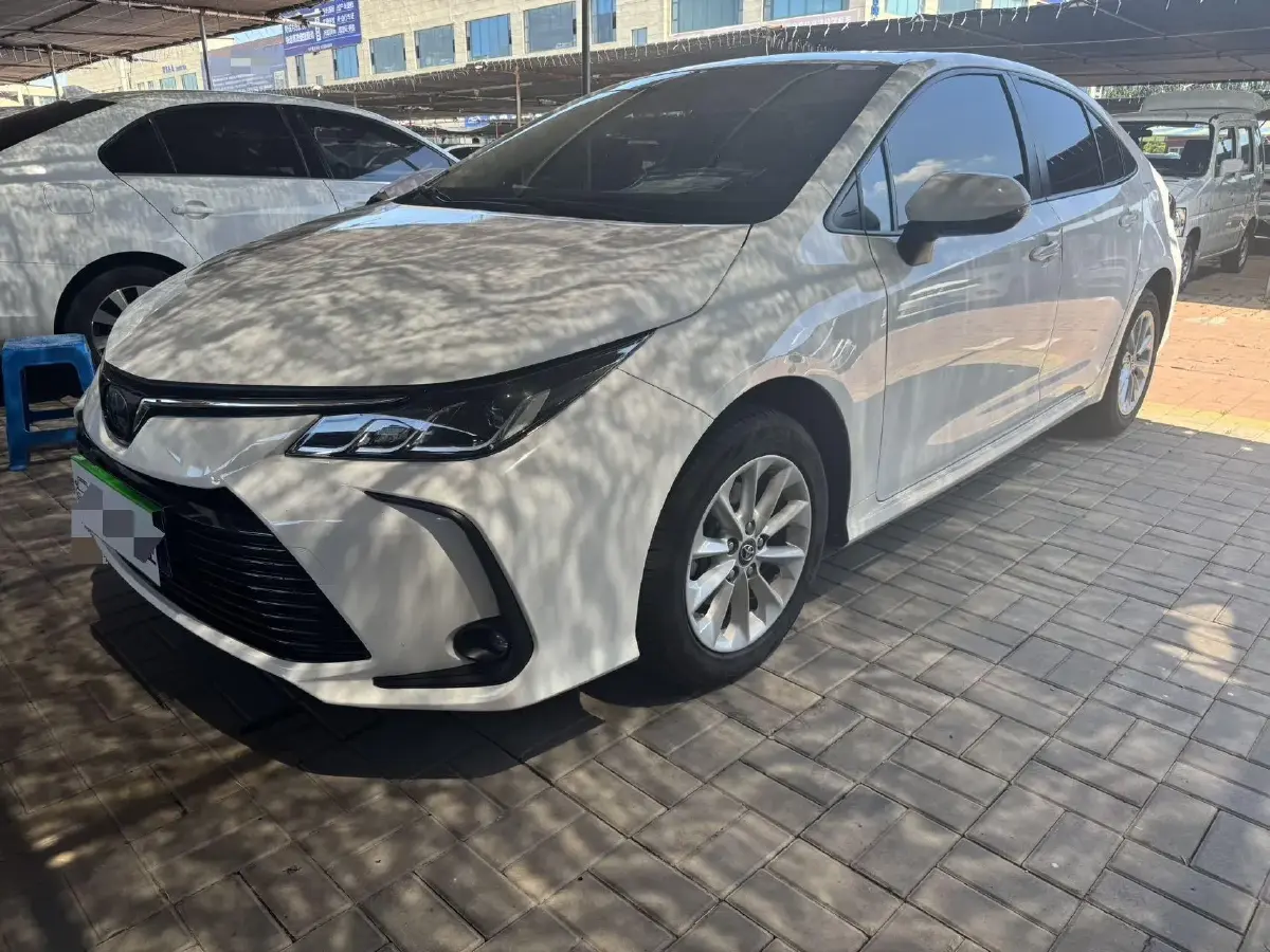 2021 Toyota Corolla 1.2T 116HP L4 CVT