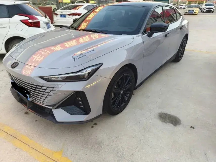 2022 ChangAn UNI-V 1.5T 188HP L4 7DCT