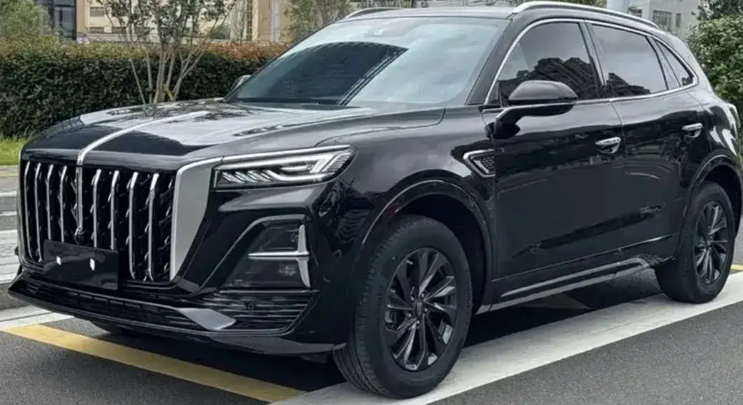 2023 HongQi HS5 2.0T 252HP L4 8AT