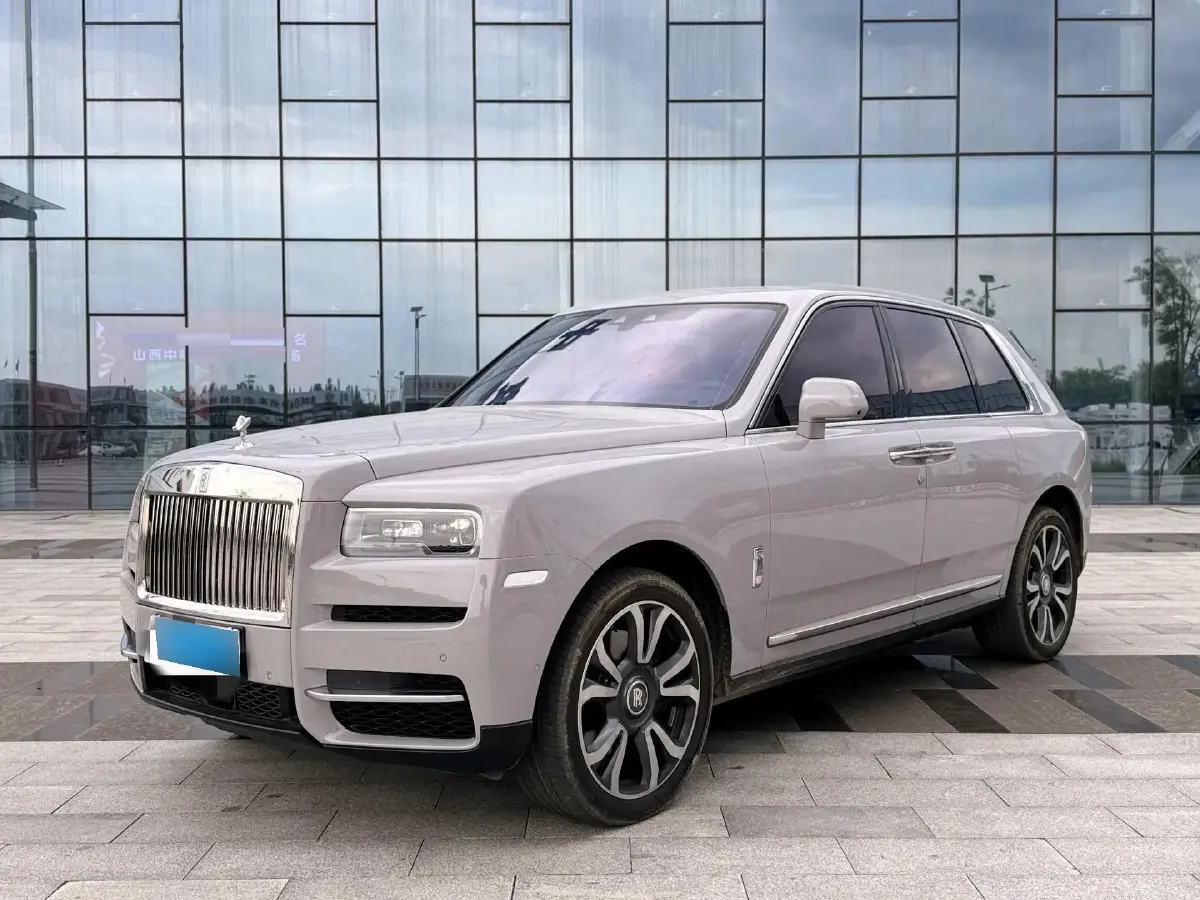 2024 Rolls-Royce Cullinan 6.7T 571HP V12 8AT