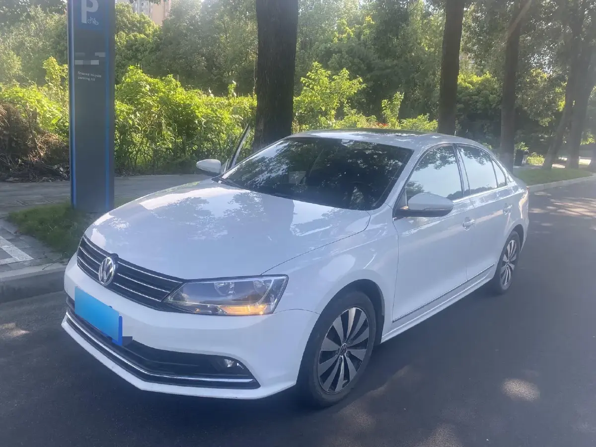 2018 Volkswagen Sagitar 1.6L 110HP L4 6AT