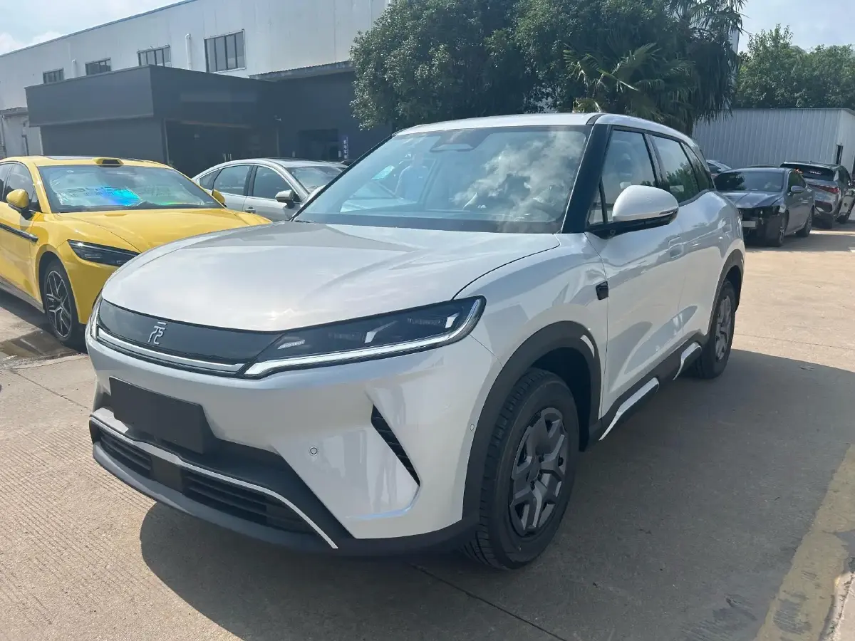 2025 BYD YuanUP BEV 45.12KWH