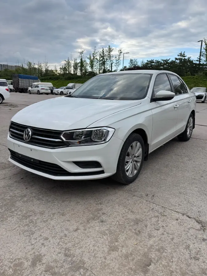 2019 Volkswagen Bora 1.5L 112HP L4 5MT