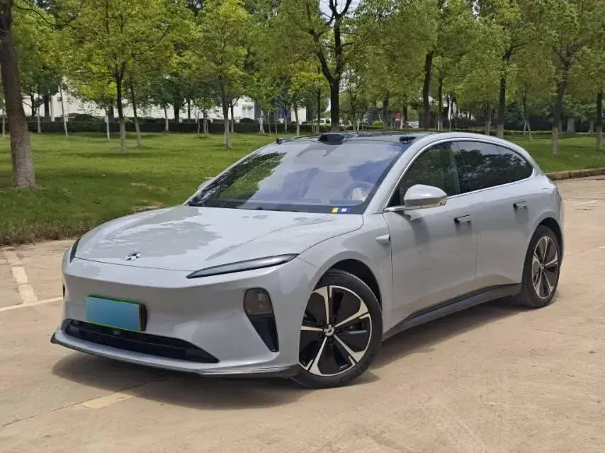 2024 NIO ET5T BEV 75KWH