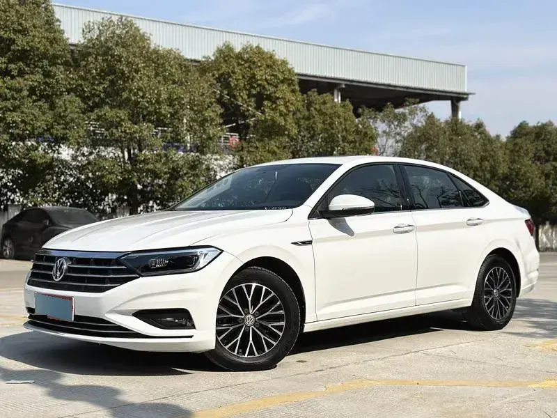 2020 Volkswagen Sagitar 1.4T 150HP L4 7DCT