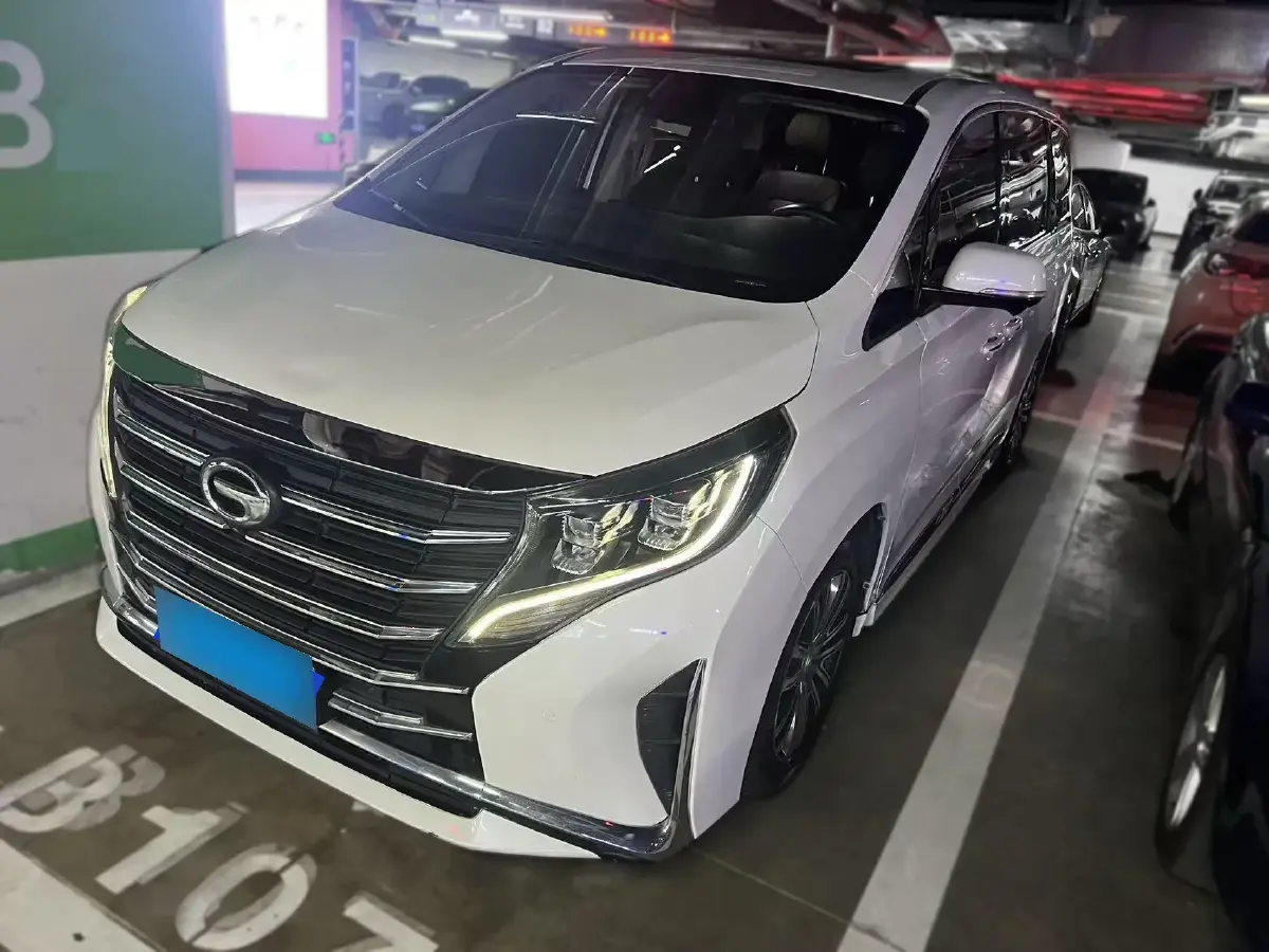 2021 GAC Trumpchi M8 2.0T 252HP L4 8AT