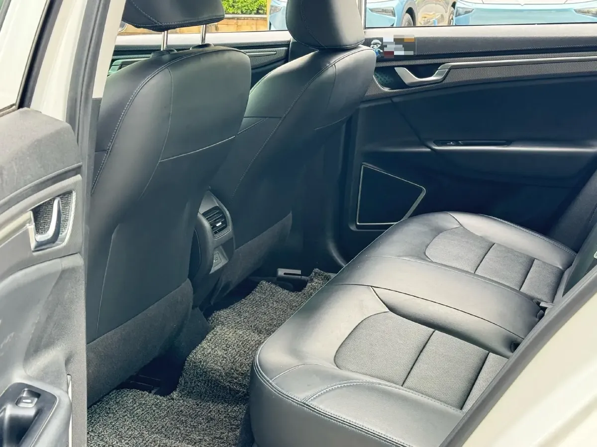 2022 Livan Maple 60s BEV 51.8KWH,autocango,china used car exporter,china ev exporter,chinese used car exporter,chinese used ev exporter