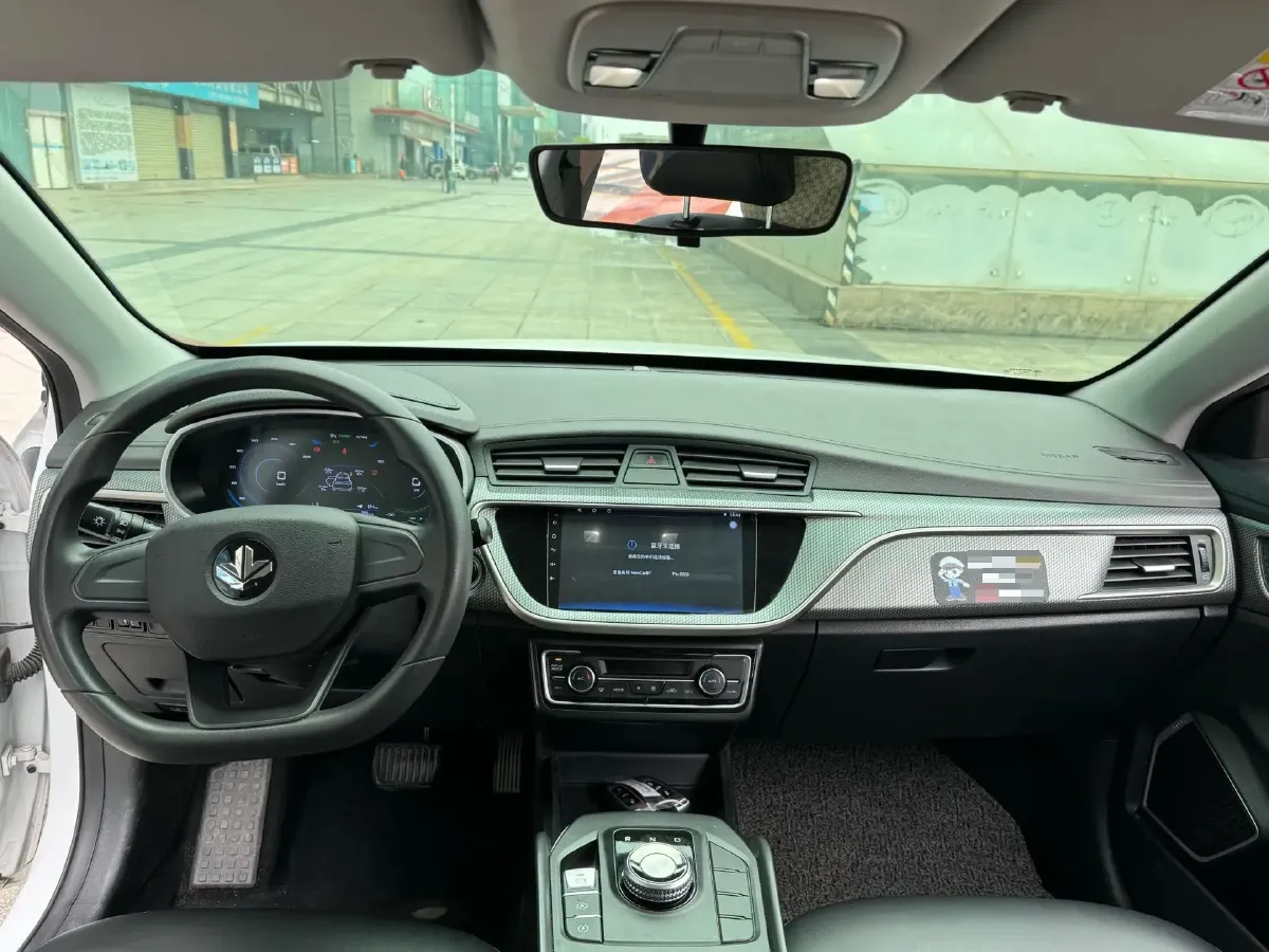 2022 Livan Maple 60s BEV 51.8KWH,autocango,china used car exporter,china ev exporter,chinese used car exporter,chinese used ev exporter