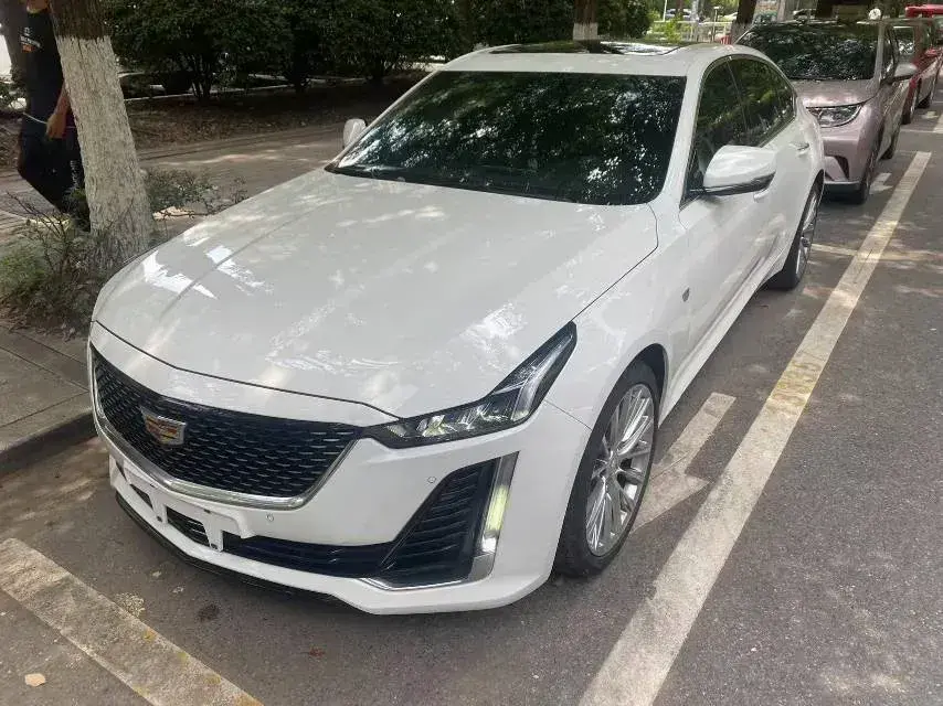 2021 Cadillac CT5 2.0T 237HP L4 10AT