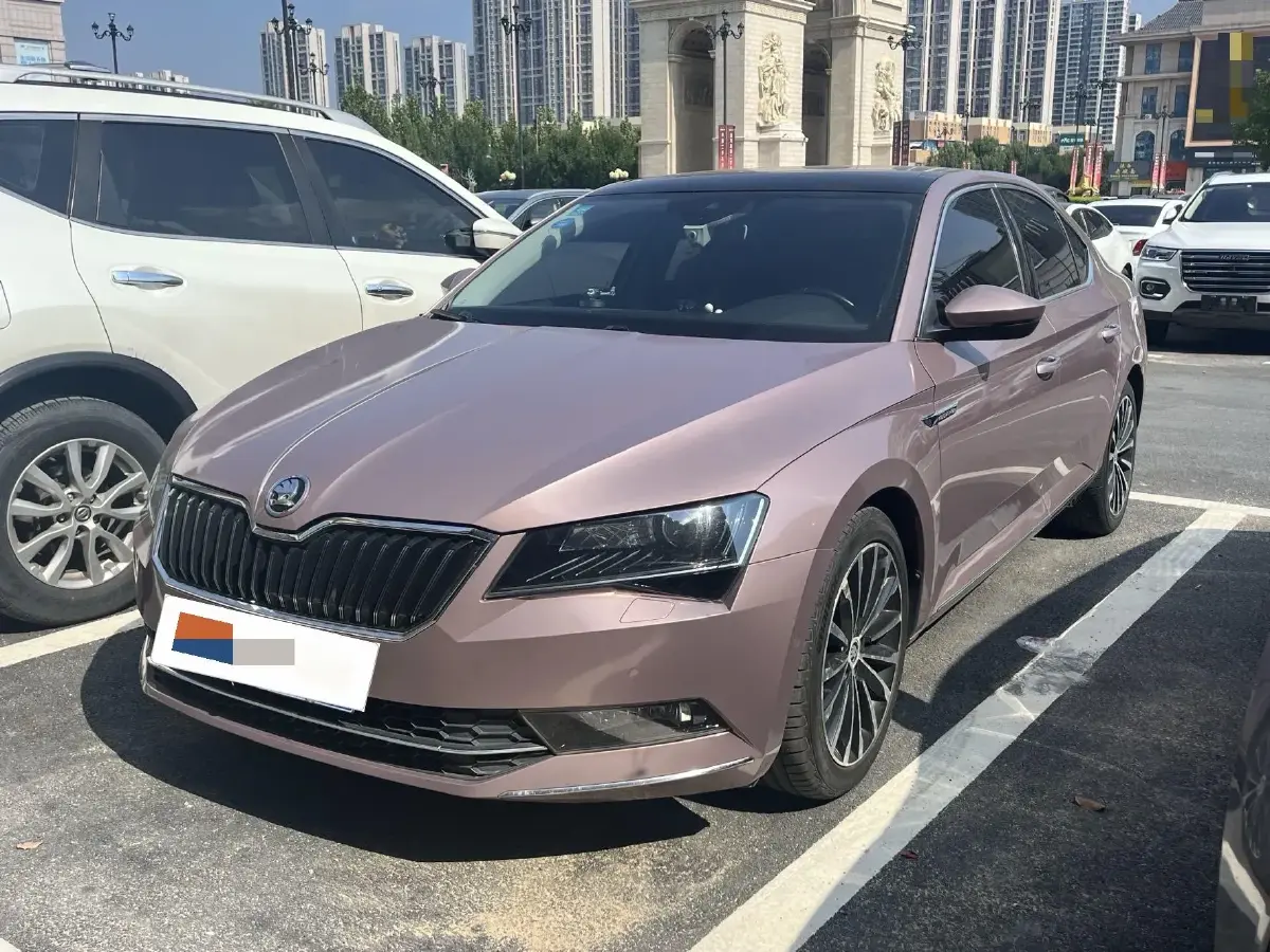 2018 Skoda Superb 1.8T 180HP L4 7DCT