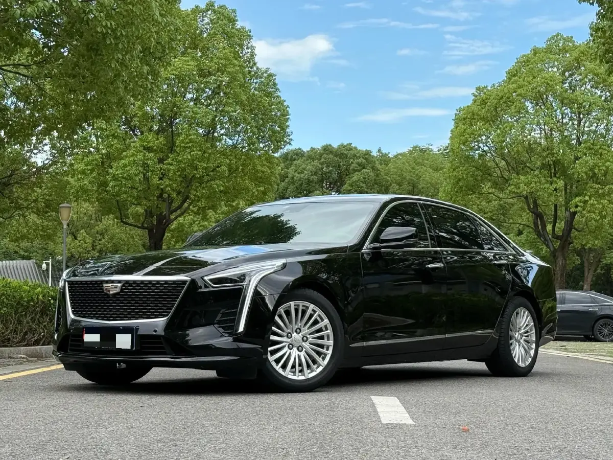 2022 Cadillac CT6 2.0T 237HP L4 10AT