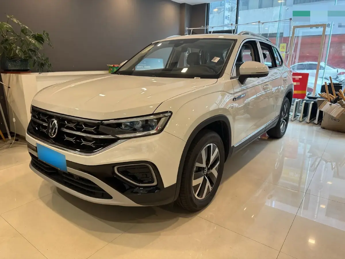 2024 Volkswagen Tayron 2.0T 186HP L4 7DCT